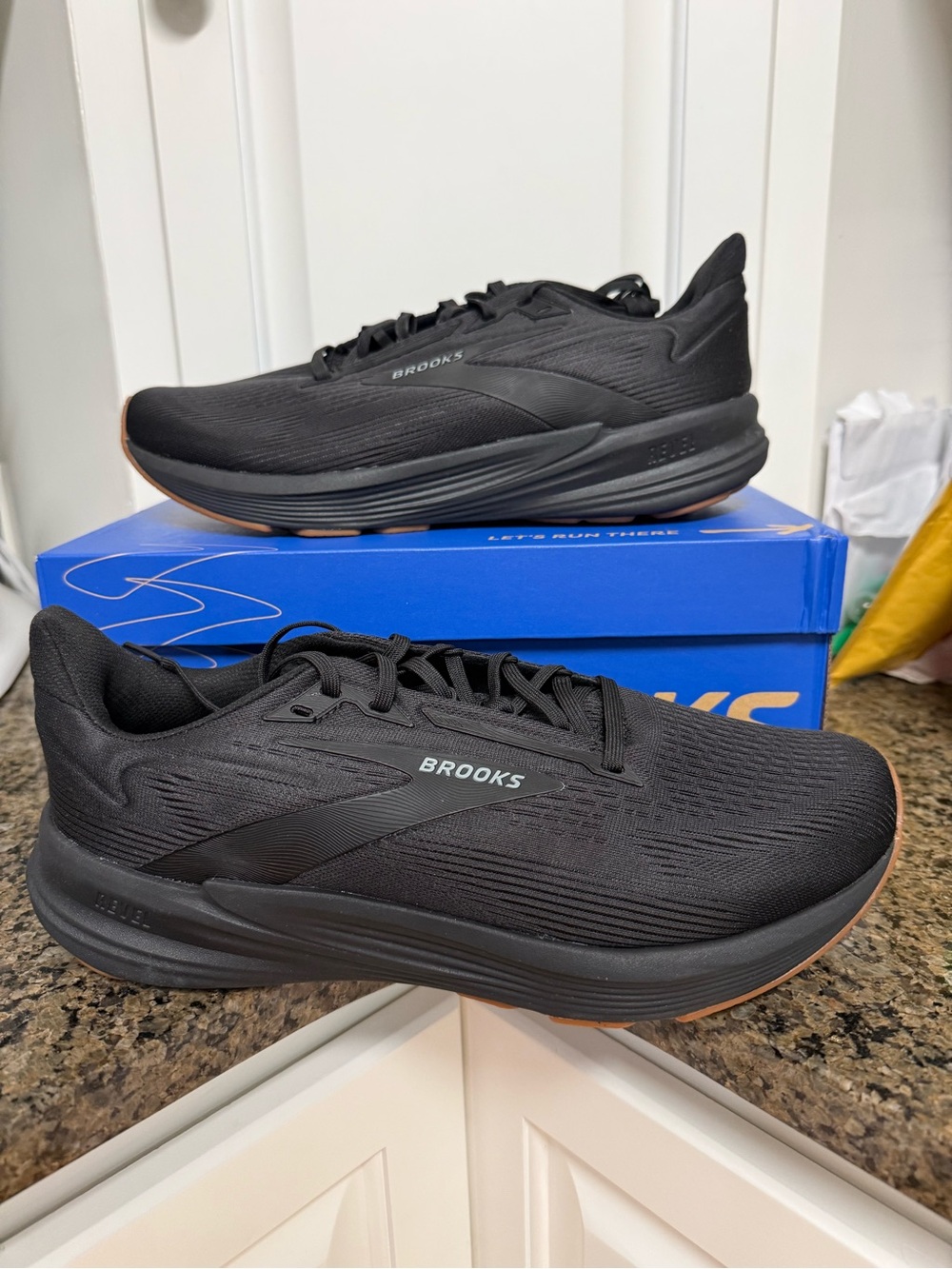 Brooks Revel 8 New In Box Men’s 10.5 Black Running Shoes Athletic Sneakers New